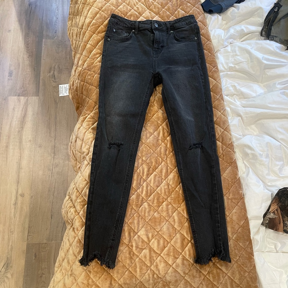 Wild fable (target jeans) size 6 with stretch